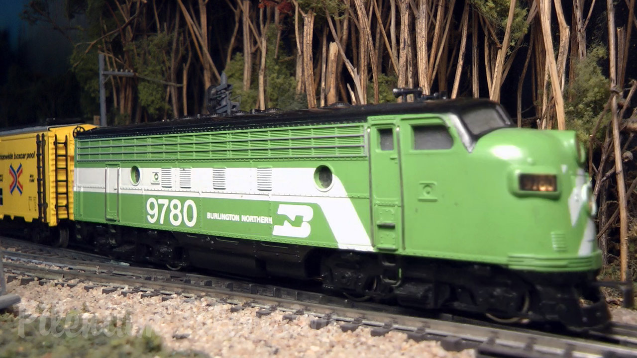 Burlington Northern Model Railroad in 1/87 Scale