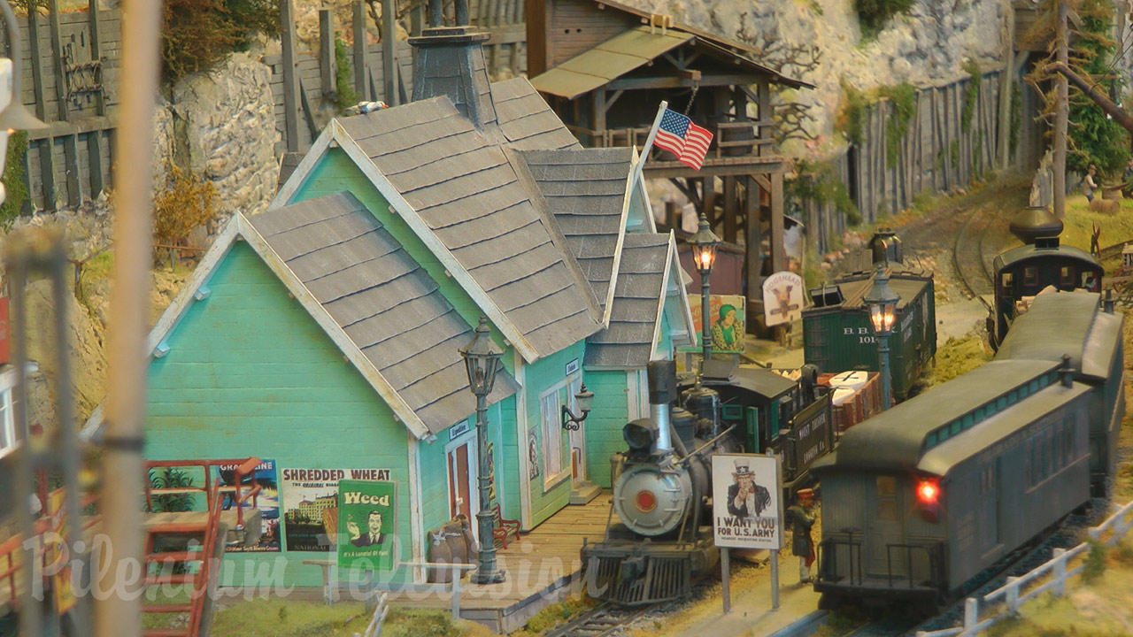 On30 Narrow Gauge Model Railroad Display with Steam Locomotives