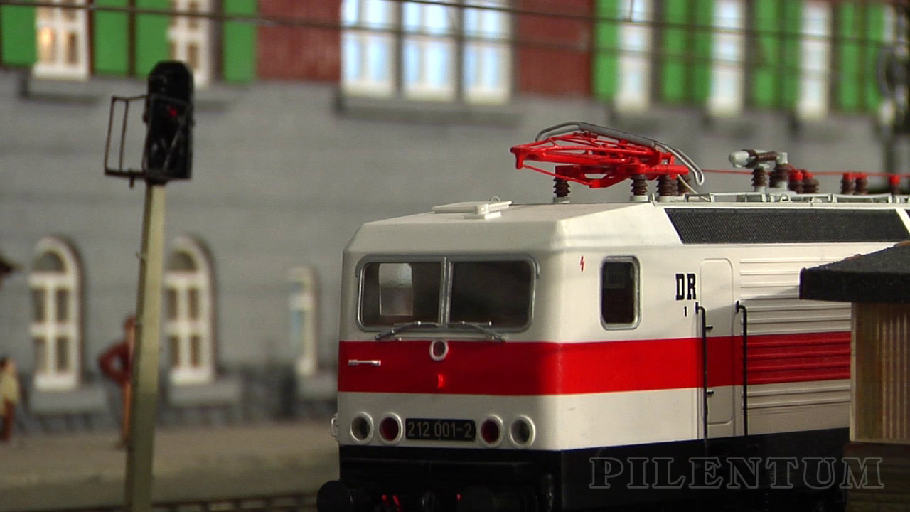 O Scale Trains at the Dresden Transport Museum by Pilentum Television