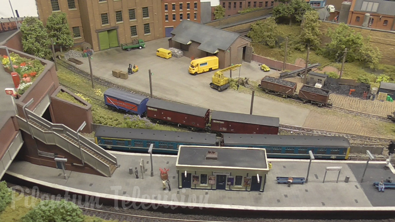 N Gauge Model Railway Layout “Lymebrook Yard” by Steve Farmer