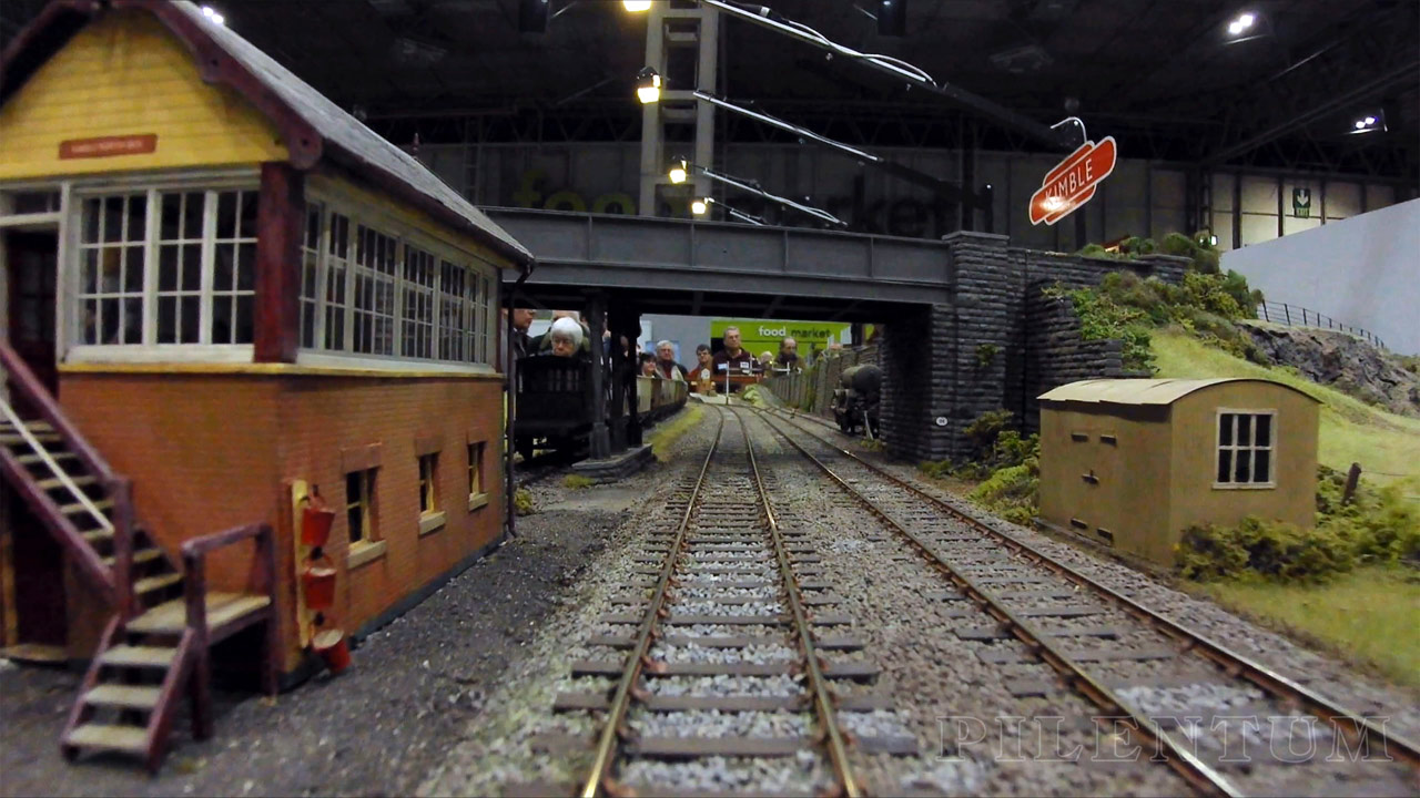 Cab Ride on Leamington & Warwick Model Railway Society’s O Gauge 7 mm Scale Model Trains Layout Kimble