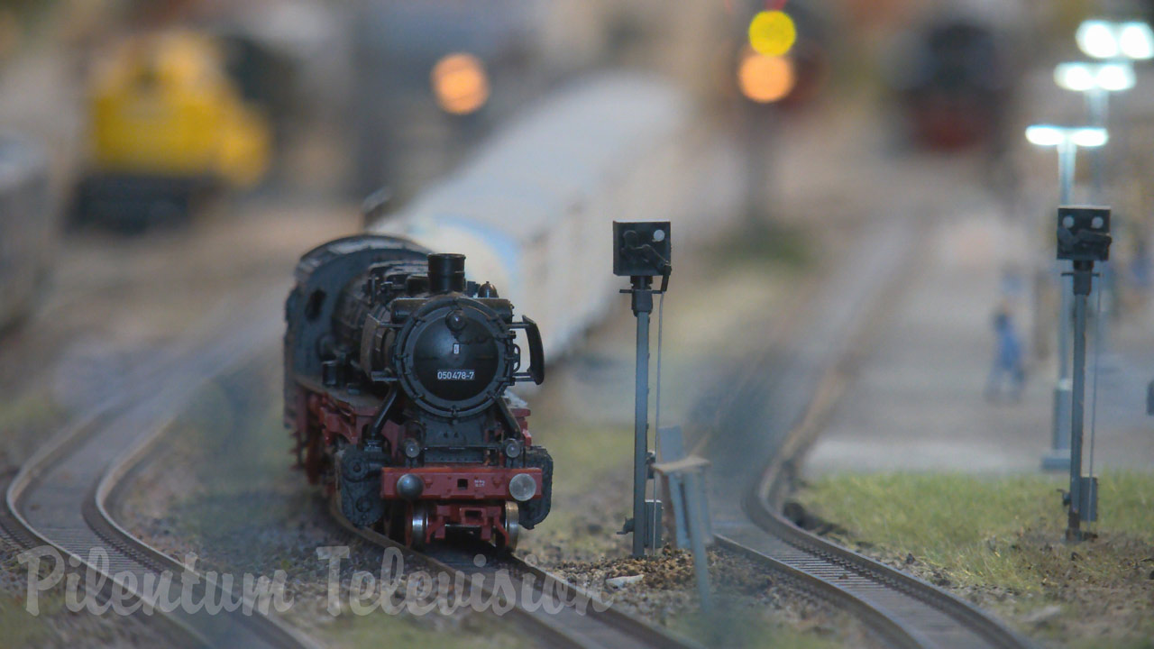 JVC GY-HC 550 4K Camera Test and Review: Video Footage of Model Railways and Model Railroads