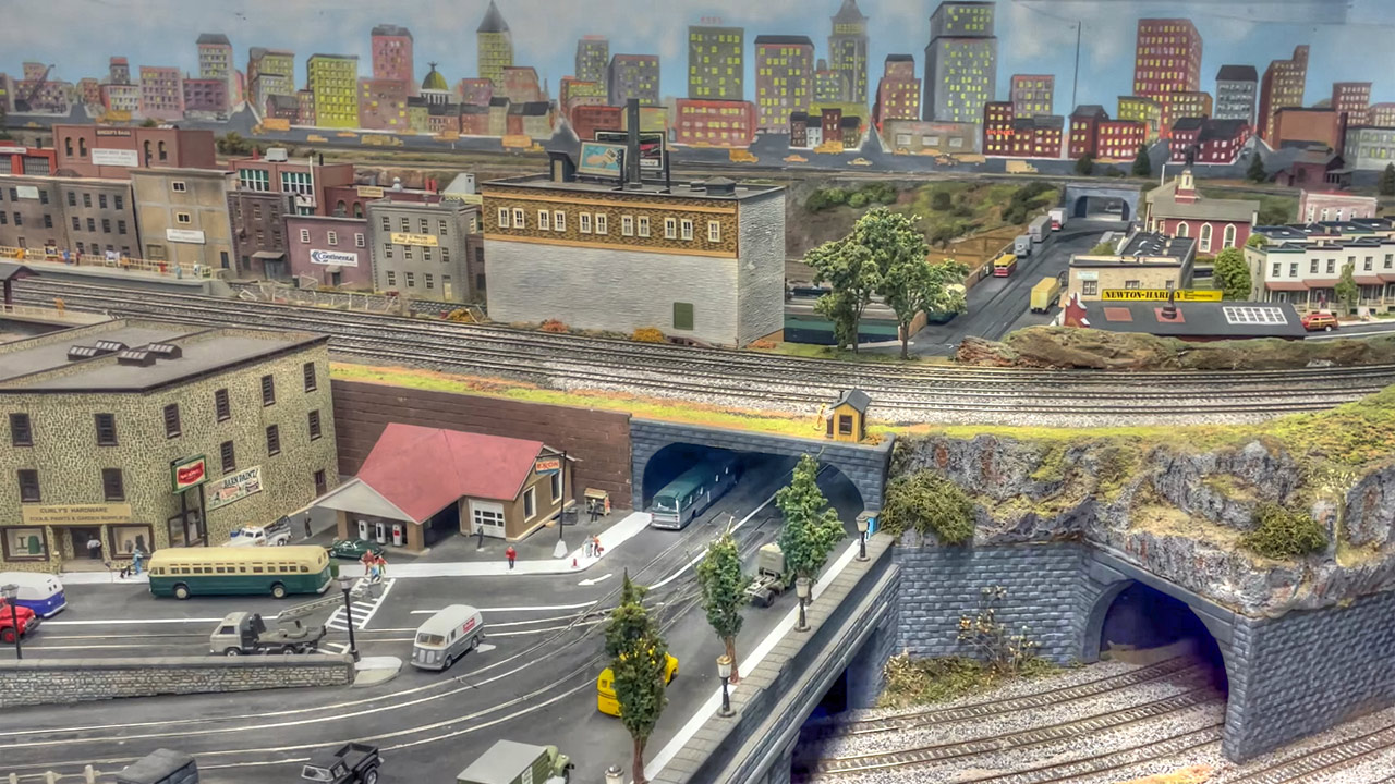 One of America’s largest HO scale model train layouts - The Chelten Hills Model Railroad Club