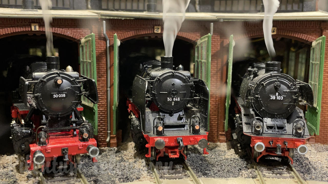 One of the finest German model railway layouts in small spaces - HO scale model train layout by Ignacio O'Callaghan