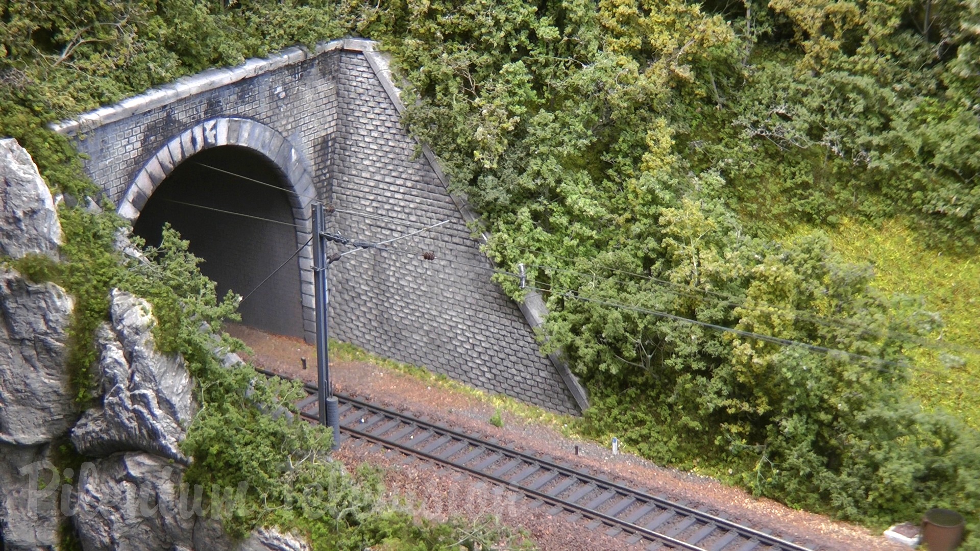 Nearly realistic model train layout from France