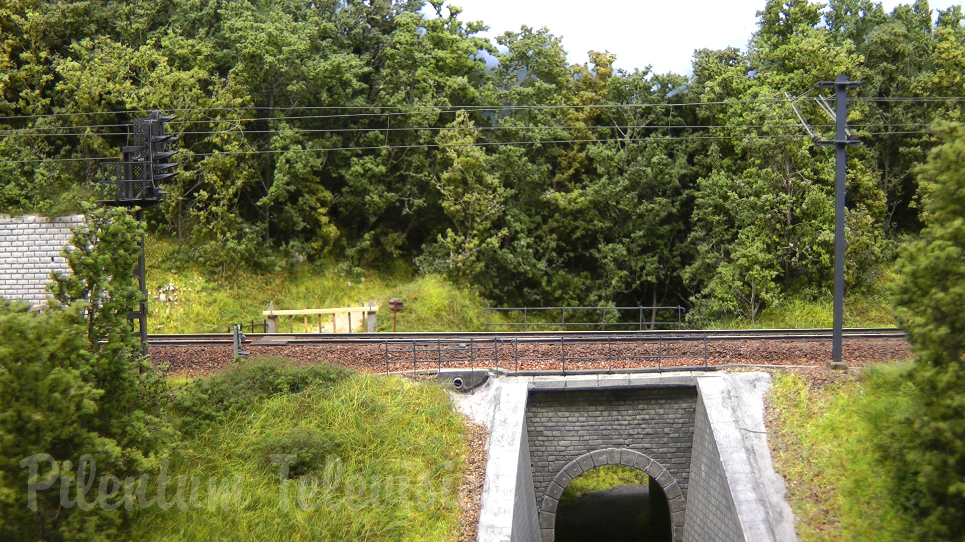 Nearly realistic model train layout from France