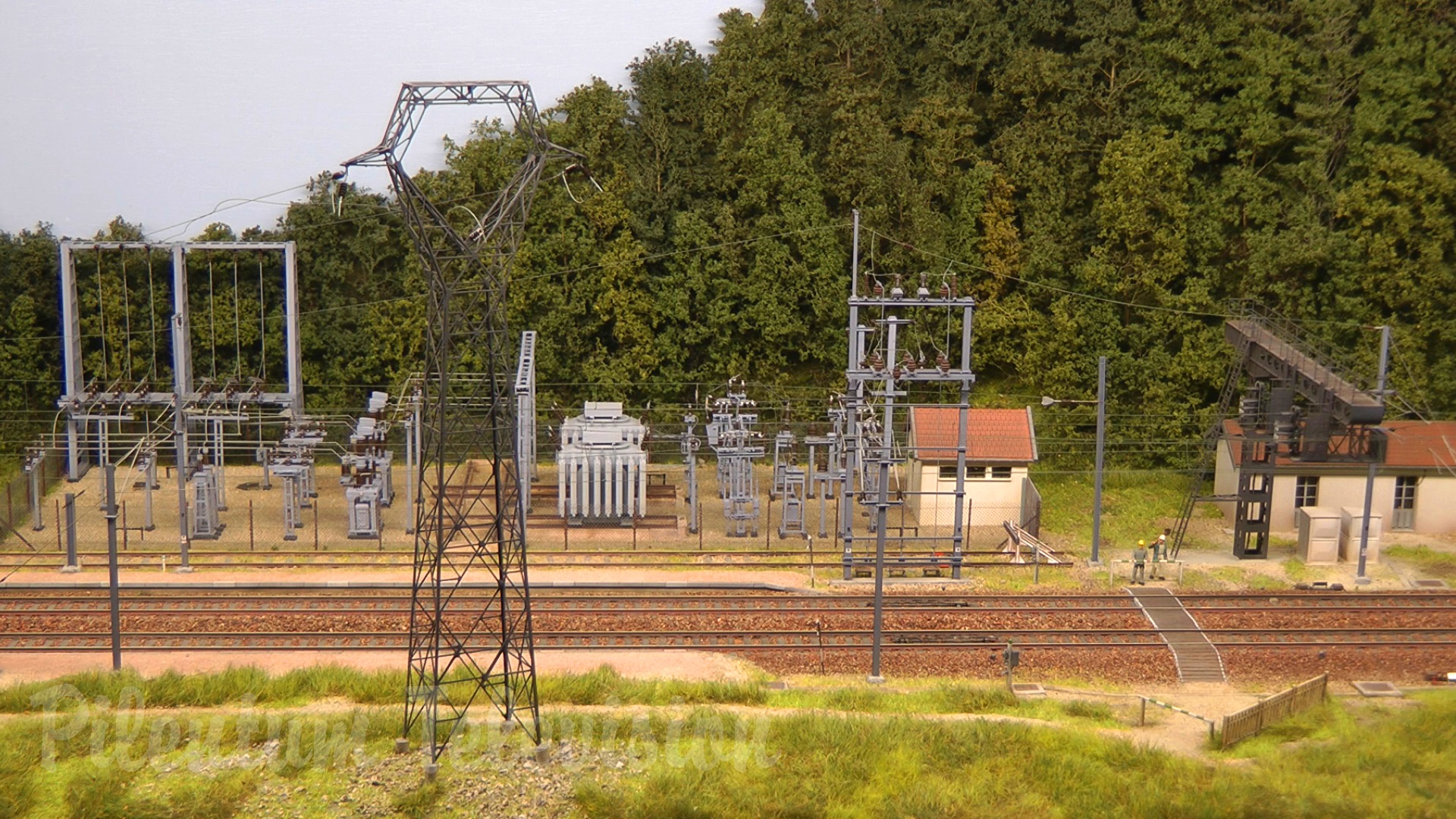 Nearly realistic model train layout from France