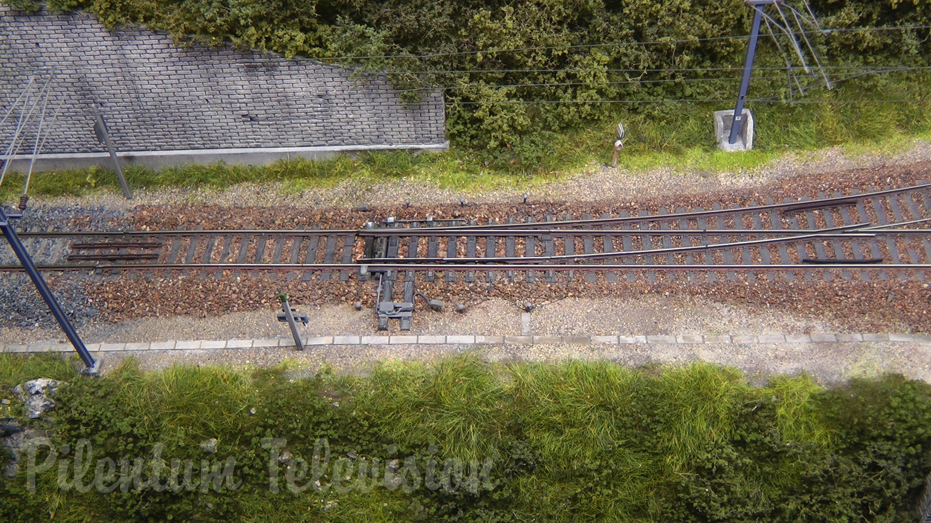 Nearly realistic model train layout from France