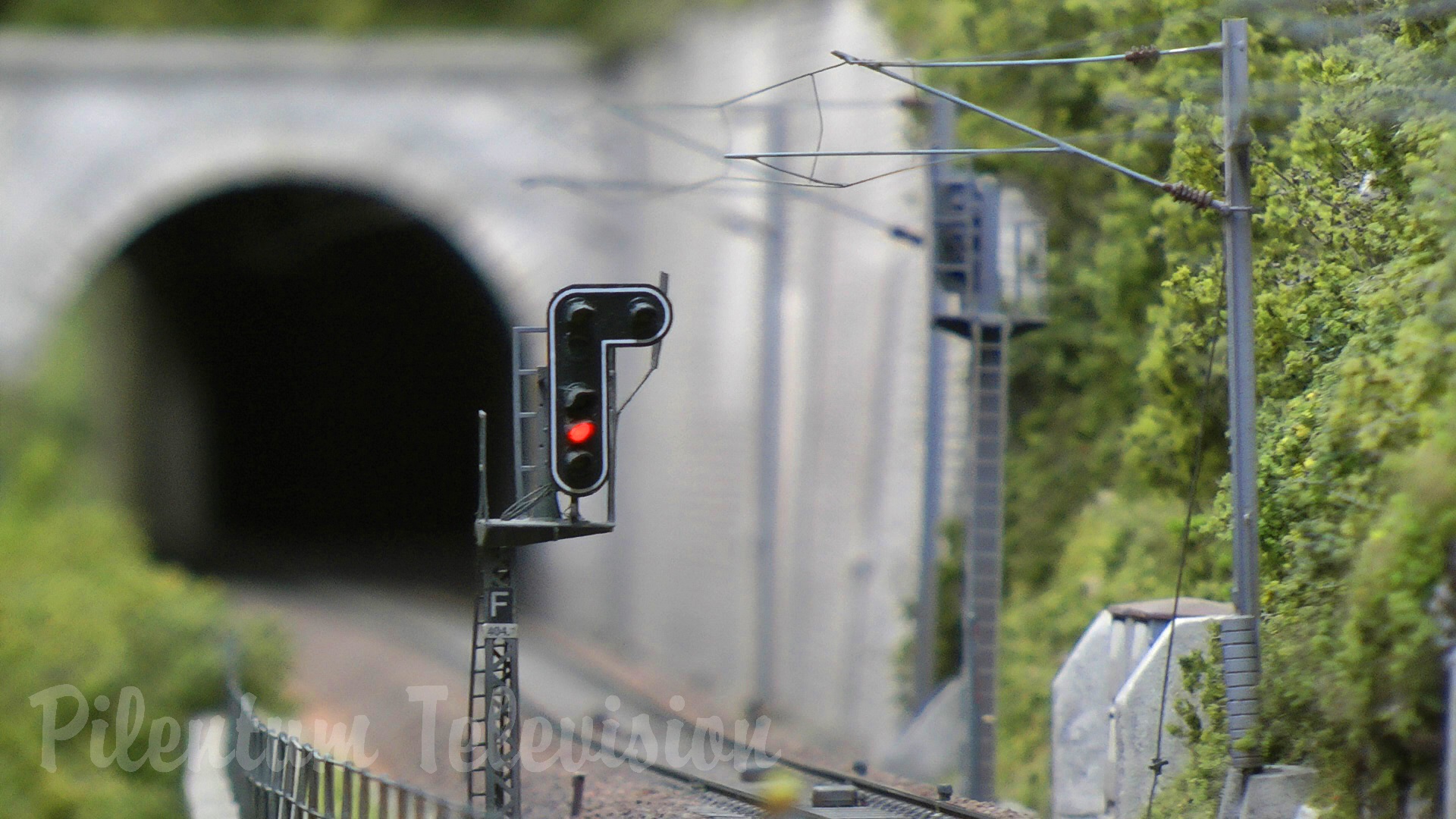 Nearly realistic model train layout from France