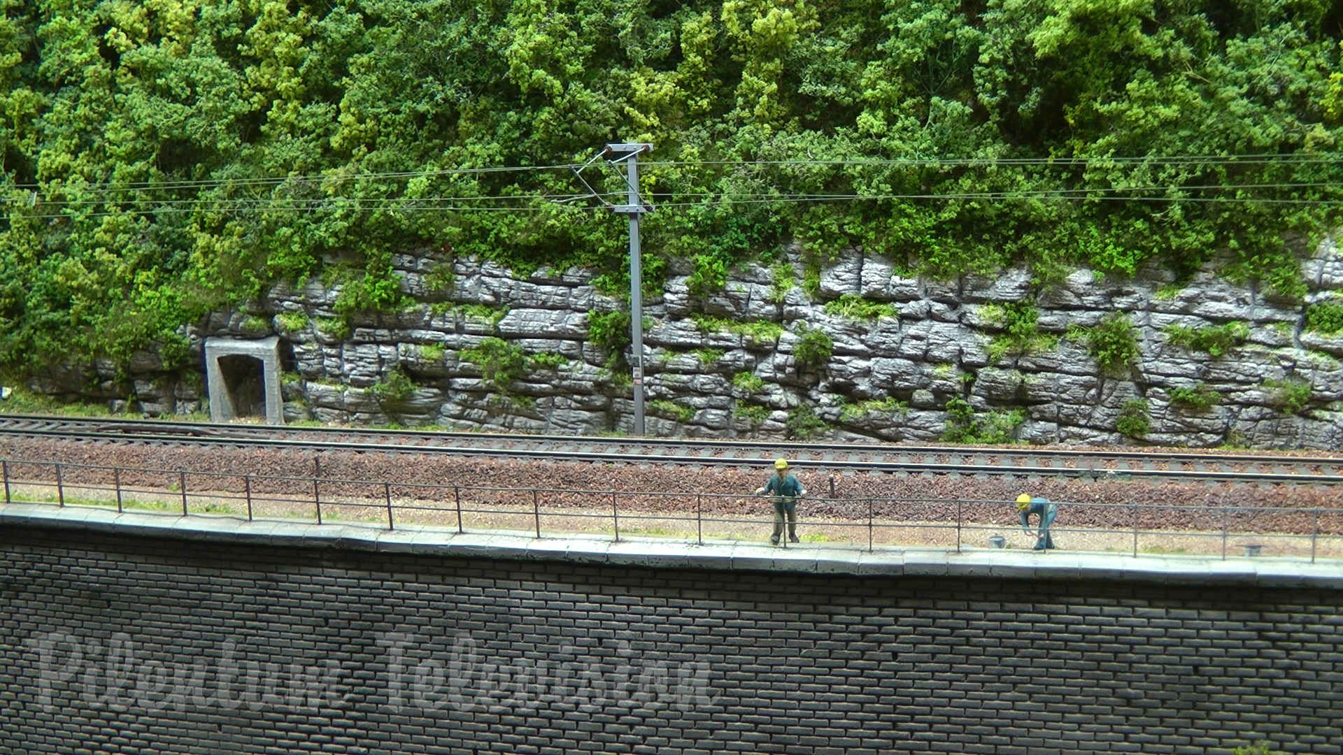 Nearly realistic model train layout from France