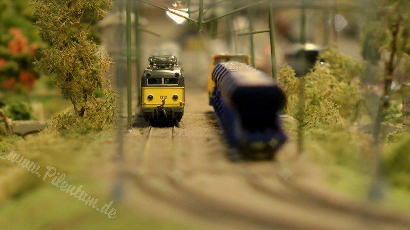 Fantastic model railroad layout in N scale or N gauge from the Netherlands