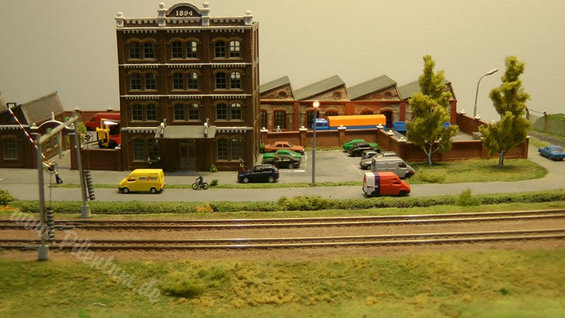 Fantastic model railroad layout in N scale or N gauge from the Netherlands