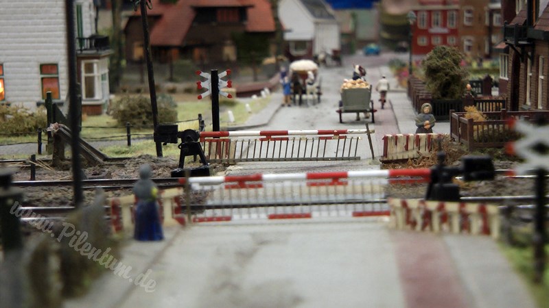 Beautiful Model Train Layout in HO Scale from the Netherlands