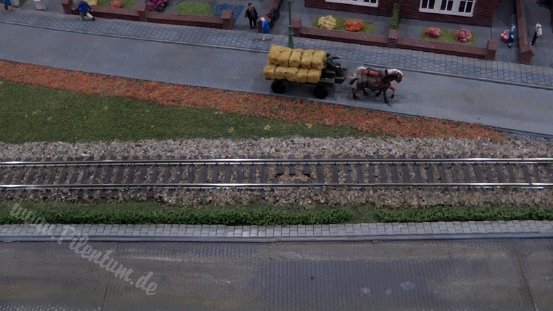 Beautiful Model Train Layout in HO Scale from the Netherlands