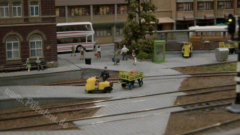 Modular Model Railroad Layout in HO scale made by Dutch Model Railroaders