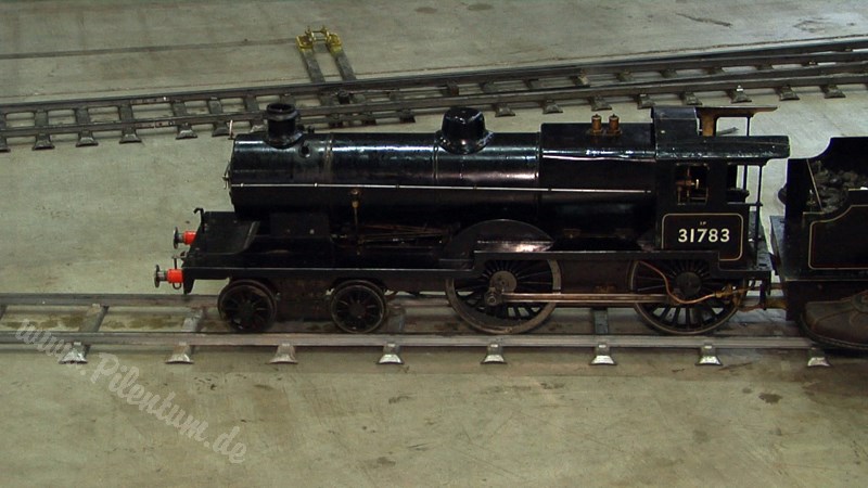 World's largest indoor 5 inch live steam or real steam model railroad meeting