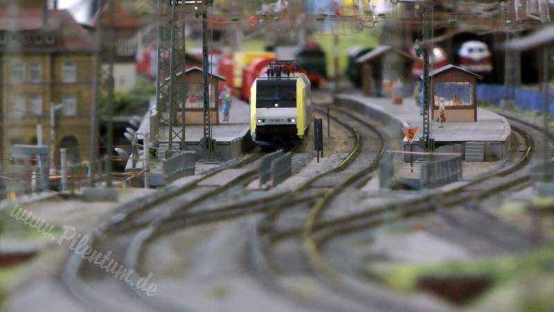 Fantastic HO Layout from a Model Train Club