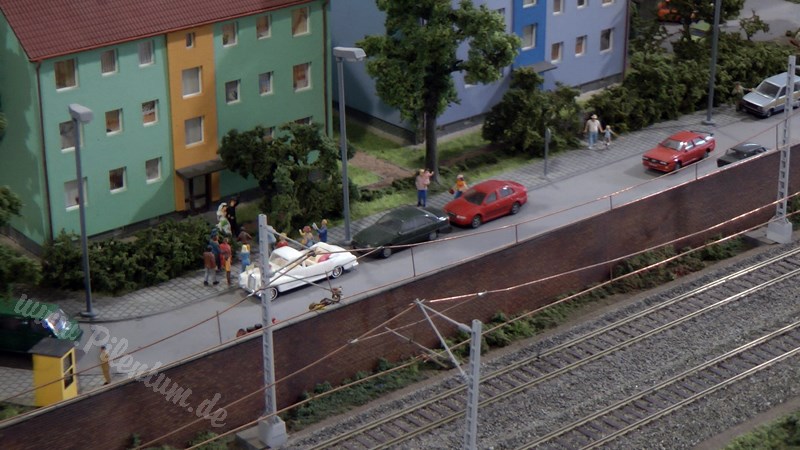 Fantastic HO Layout from a Model Train Club