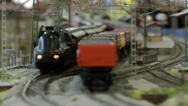 Fantastic HO Layout from a Model Train Club