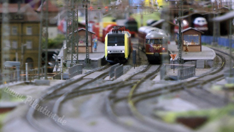 Fantastic HO Layout from a Model Train Club