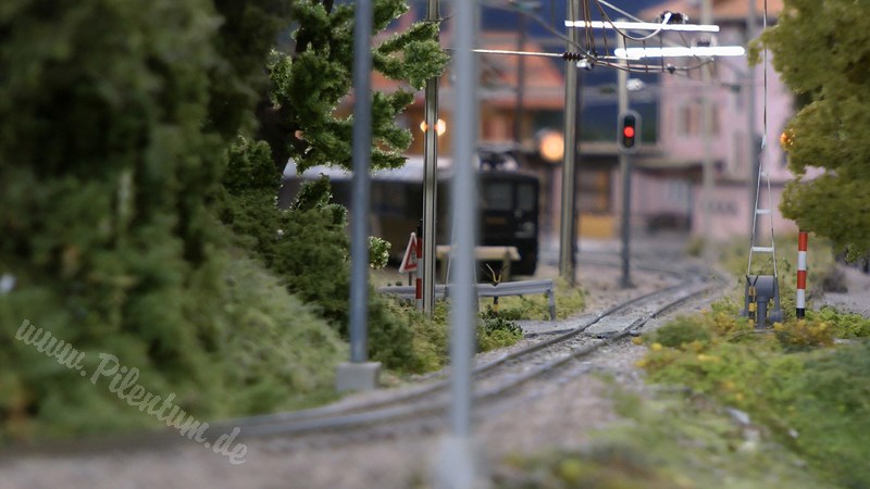 A Dream of Model Train Layout in HOm Scale