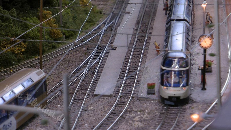 A Dream of Model Train Layout in HOm Scale