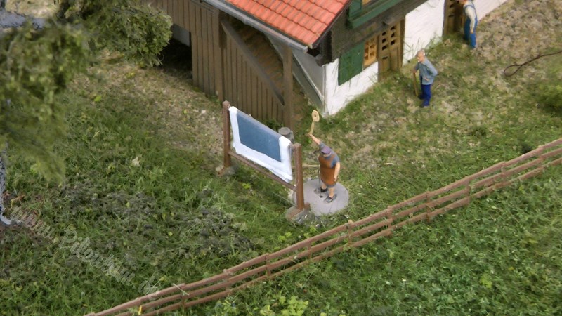 A Dream of Model Train Layout in HOm Scale