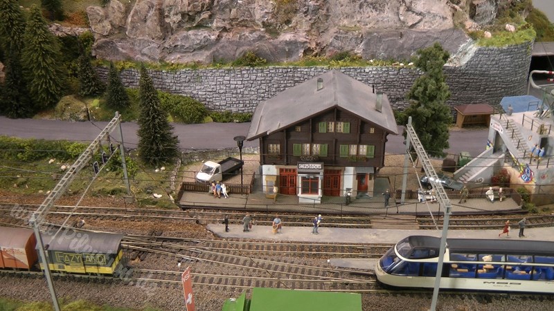 A Dream of Model Train Layout in HOm Scale