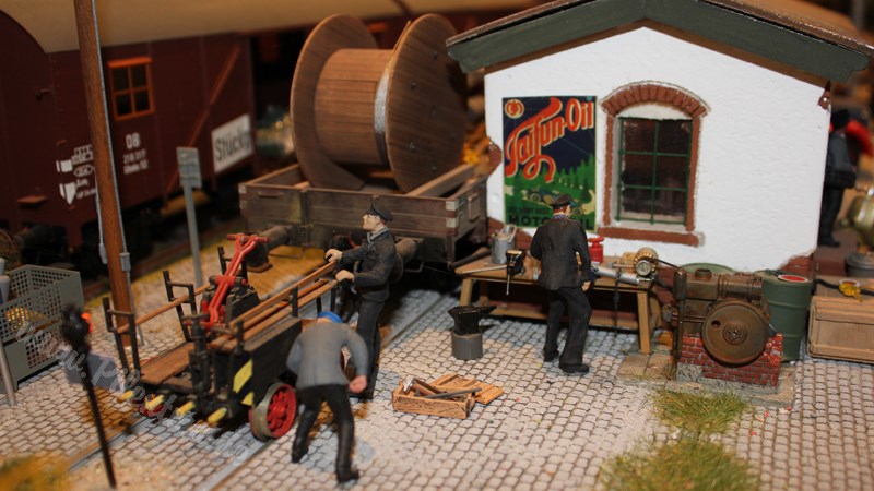 Model Railway Paradise in 1/32 Scale