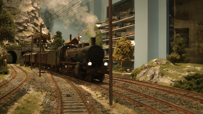 Model Railway Paradise in 1/32 Scale