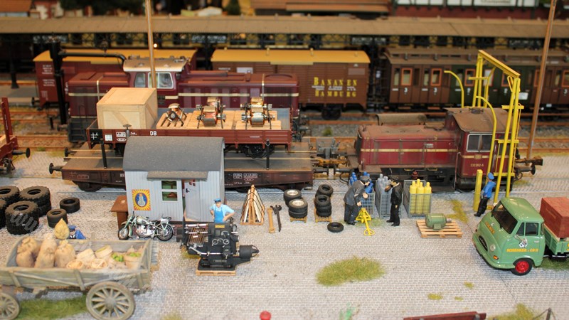 Model Railway Paradise in 1/32 Scale