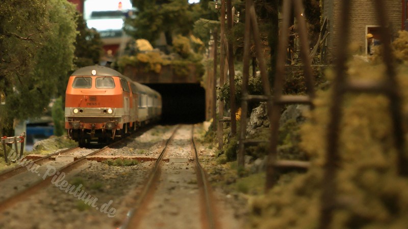 Model Railway Paradise in 1/32 Scale