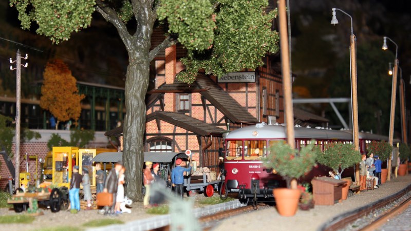 Model Railway Paradise in 1/32 Scale