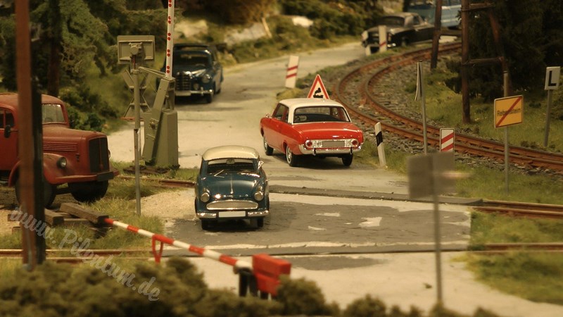 Model Railway Paradise in 1/32 Scale