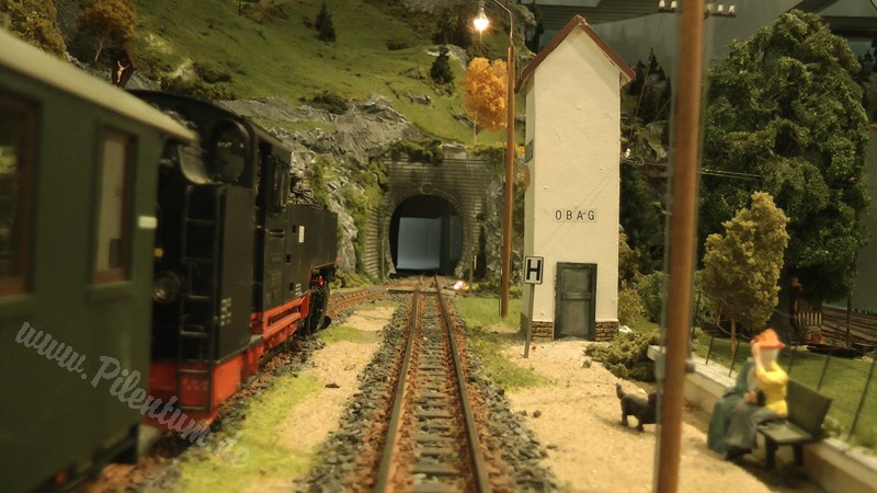 Model Railway Paradise in 1/32 Scale