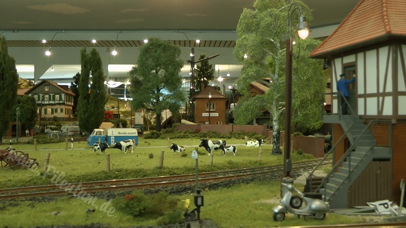 Model Railway Paradise in 1/32 Scale