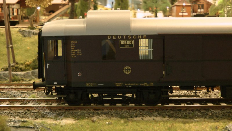 Model Railway Paradise in 1/32 Scale