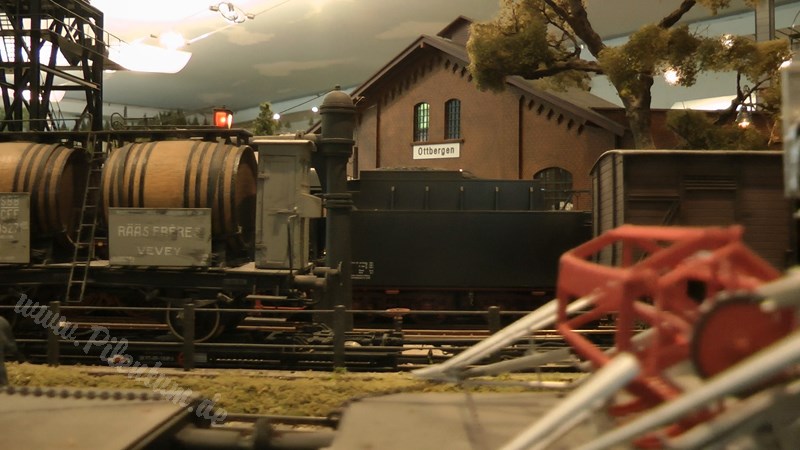 Model Railway Paradise in 1/32 Scale