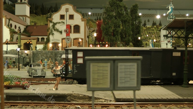 Model Railway Paradise in 1/32 Scale