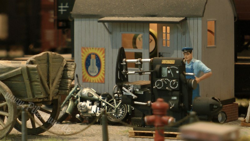 Model Railway Paradise in 1/32 Scale