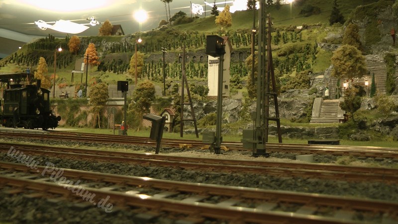 Model Railway Paradise in 1/32 Scale