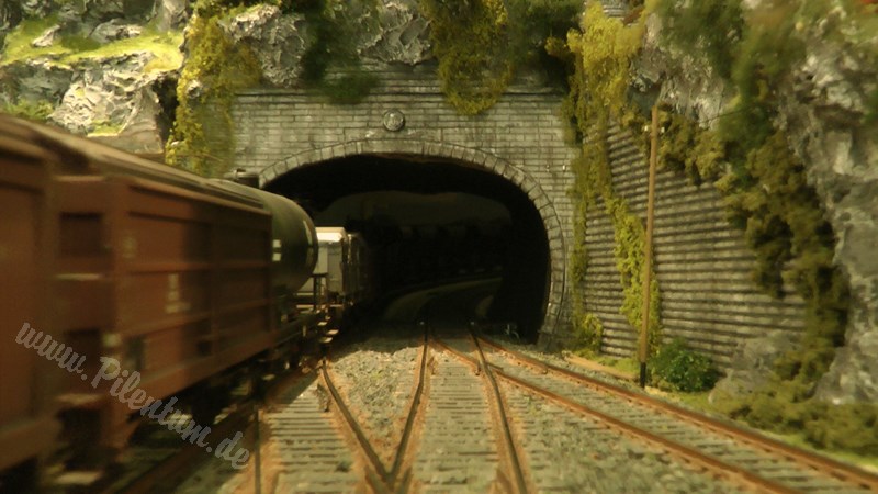 Model Railway Paradise in 1/32 Scale