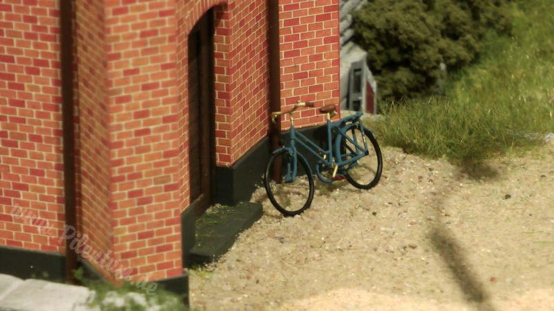 Model Railway Paradise in 1/32 Scale