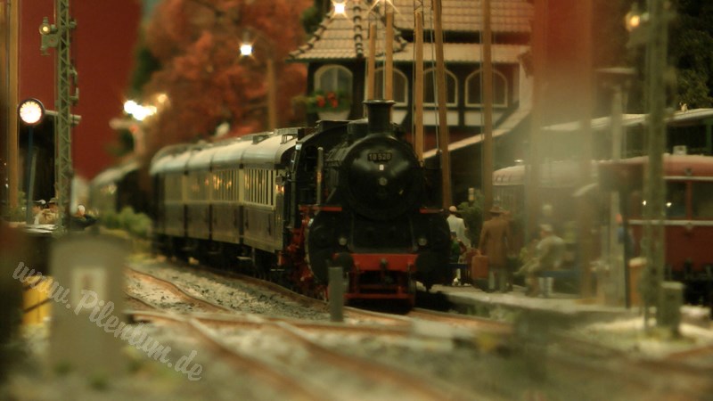 Model Railway Paradise in 1/32 Scale