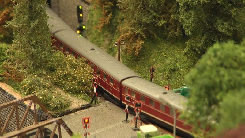 N Scale Model Railroad and N Gauge Model Railway with Digital Model Trains