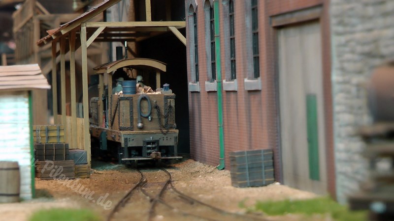 Model Railway Bear Lake Lumber in O scale