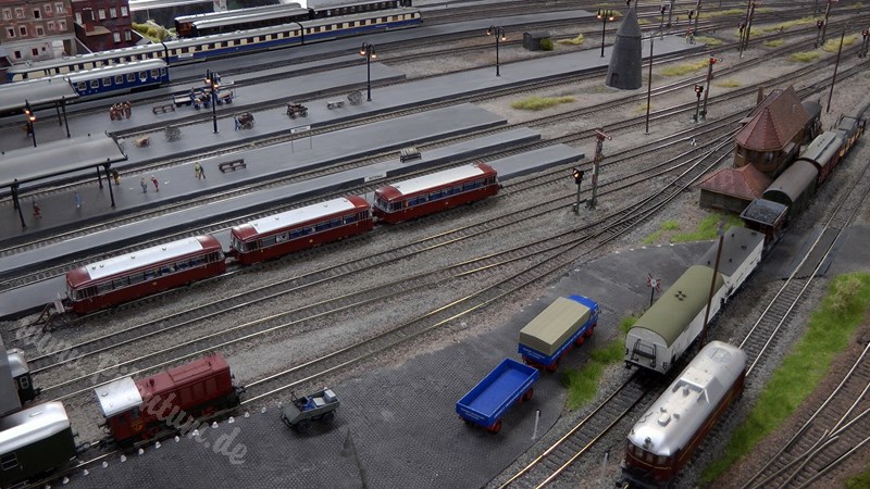 Model Railroad Highly Detailed HO Scale