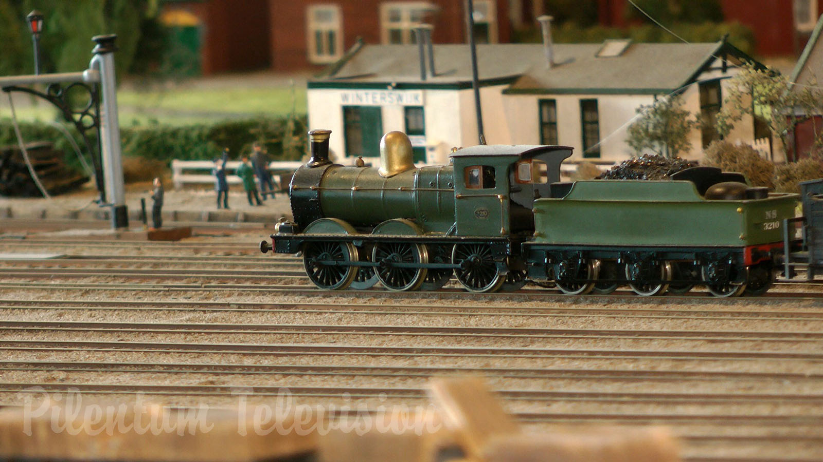 Vintage Model Railway Display of the 1920's and 1930's in HO Scale