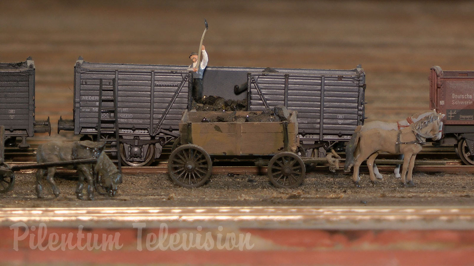 Vintage Model Railway Display of the 1920's and 1930's in HO Scale