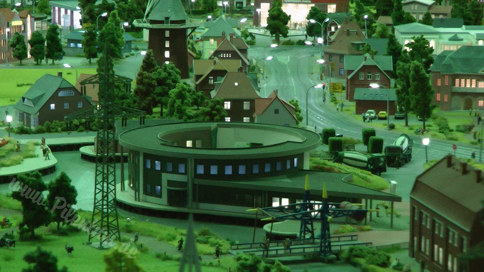 Very Large Model Railroad Exhibit in Northern Germany in HO scale